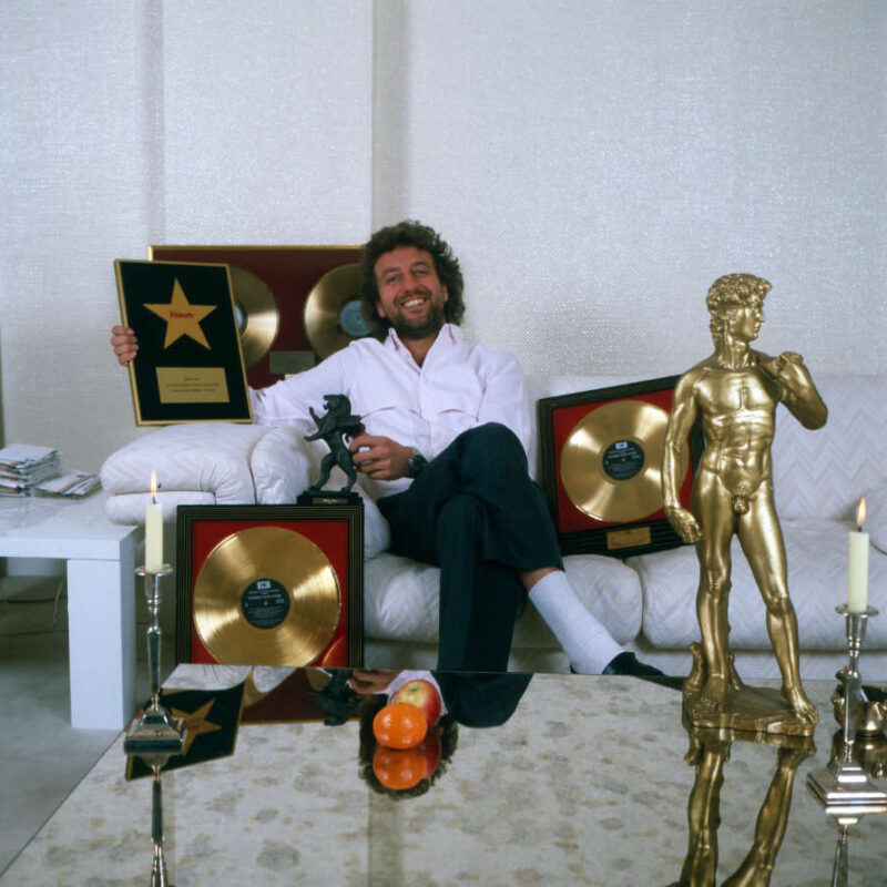 Artist Info Bernie Paul